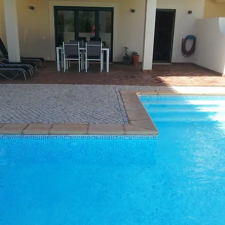 Com Piscina No